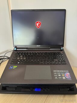 MSI Vector GP68HX RTX4080(12GB VRam) + príslušenstvo - 8