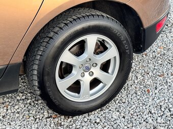 Volvo XC60 2.4D AWD Momentum Geartronic - 8