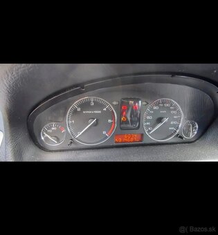 PEUGEOT 407 sw panorama - 8