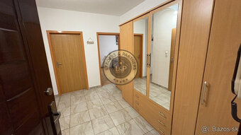 Veľký 2 izbový zariadený byt Bizetova - 8