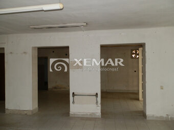 Dom, komerčné a prevádzkové priestory - 8