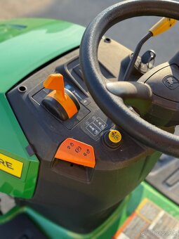 John Deere S100 Nová - 8