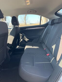Škoda Superb 2.0 TDI, 110 kW, 66 000 km, 2020, manuál. - 8
