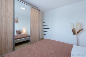2,5 izbový byt s výťahom a balkónom Stred - 8