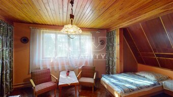 MUROVANÁ CHATA BELUŠSKÉ SLATINY, POD LESOM,OBECNÝ... - 8