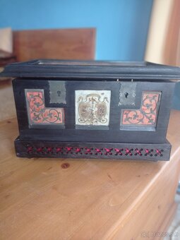 CECHOVNÍ TRUHLICE - 8