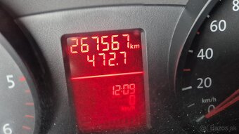 Prodám VOLKSWAGEN CRAFTER 2,0 TDi 100 kW skříňový - 8