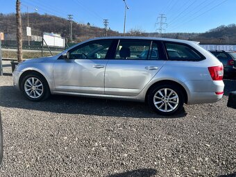 Škoda octavia 1.6tdi - 8