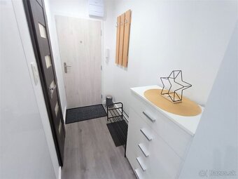 Exkluzívna ponuka-Garsónka s balkónom.24 m2 - Hliny 5 - 8