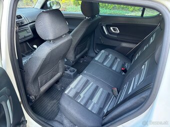 Skoda fabia 1.4 16v - 8