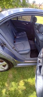 Predám Mercedes w211 320cdi Avangarde - 8