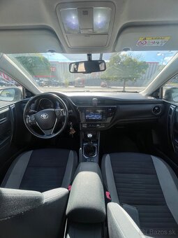 Toyota auris 1.2 turbo - 8