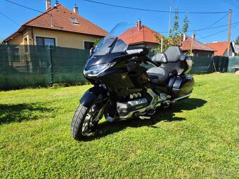 Honda Goldwing GL 1800 - 8