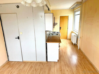 Predaj priestrenného 3izb. bytu 88m2 + 4xloggia ,v centre m - 8