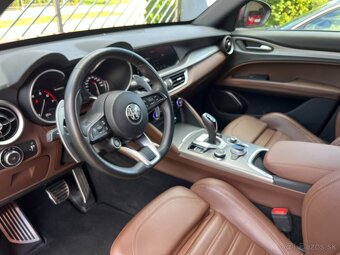 Alfa Romeo Stelvio Veloce Q4 2021 - 8