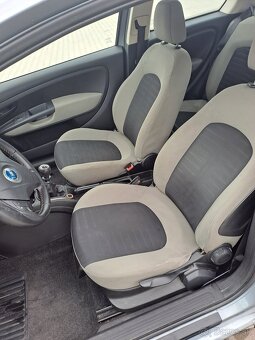 Fiat Grande Punto - 8