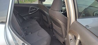 Toyota RAV 4 Facelift, 2.2d 110kw m6 - 8