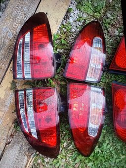 Predám zadné svetlo Toyota Celica Yaris Corolla Auris Avensi - 8