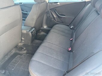 Volkswagen Passat Variant 1.9 TDI Comfortline Nová STK - 8