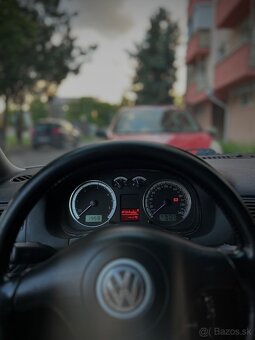 VW Golf 1.9 TDI - 8