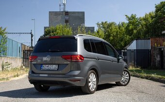 Volkswagen Touran 2.0 TDI Highline DSG - 8
