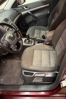 ŠKODA OCTAVIA 1.6MPI - 8