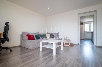 REZERVOVANÉ - Priestranný dvojizbový tehlový byt - 69 m2... - 8