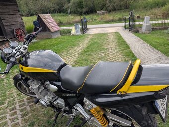Yamaha XJR 1300 – r. 2001 - 8