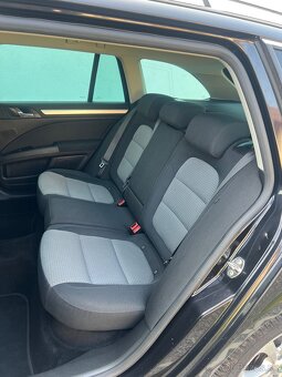 PREDÁM ŠKODA SUPERB COMBI 2.0TDi 125kW 4x4 XENON dovoz DE - 8