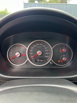 Honda Civic 7g 1.4 66kw Nová STK - 8