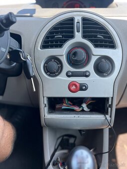 Renault Modus 1.2 55kw - 8