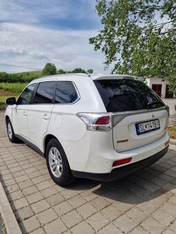 Mitsubishi Outlander 2.0i MIVTEC 110kw 150ps naj 179 tkm - 8