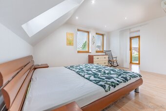 Samostatný 5 izb. rodinný dom vo výbornej lokalite v Trnave - 8