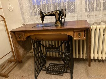Šijací stroj retro Minerva Bobbin - 8