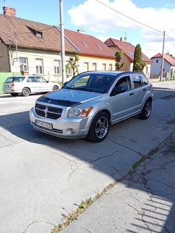 Dodge Caliber - 8