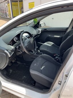 Peugeot 206+ 1.4 HDi 50 kW (8HZ) - 8