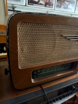 Predam funkcnu Tesla 510 A - 8