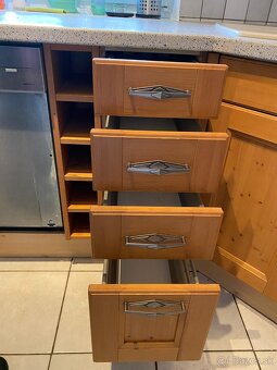 kuchynská linka z Nemecka so spotrebičmi - 8