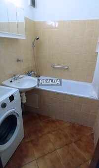 VEĽKOMETRÁŽNY 1-IZBOVÝ BYT, KLOKOČINA, 42m2, LÓGIA - 8