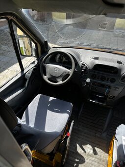 Mercedes-Benz Sprinter Foodtruck - 8