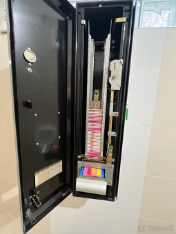 Predajné automaty na kondómy. - 8