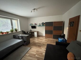 Exkluzívne Rodinný dom 4izby+garaž+terasa,Cabaj-Riegler - 8