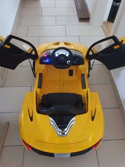 Elektricke autíčko Mclaren - 8