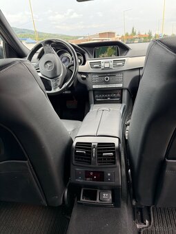 Mercedes-Benz E350T 9G-Tronic - 8