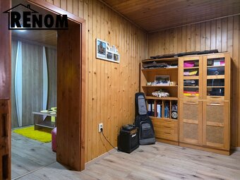 Zrekonštruovaný dom s bazénom a letnou kuchynkou - 8