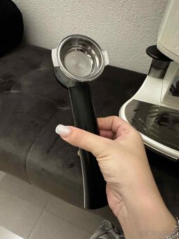 Pákový kávovar Delonghi - 8