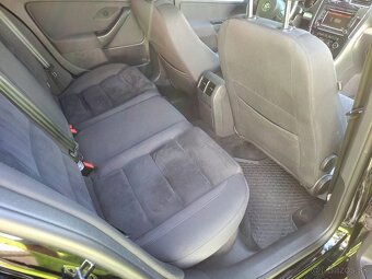 Volkswagen Golf 6 Variant 1.6 TDI Highline - 8