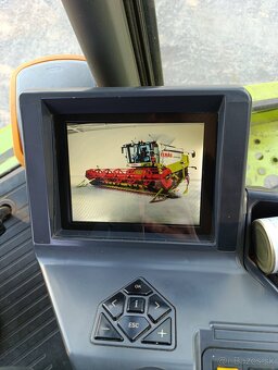 Claas Lexion 600 - 8