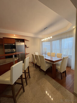 Nadštandardný 7-izbový rodinný dom s bazénom a saunou, Rača - 8