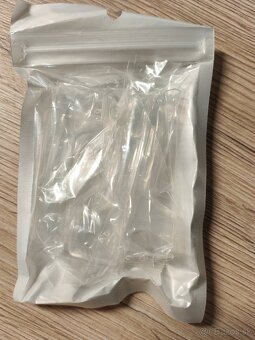 Predám sónickú kefku Oral B - 8